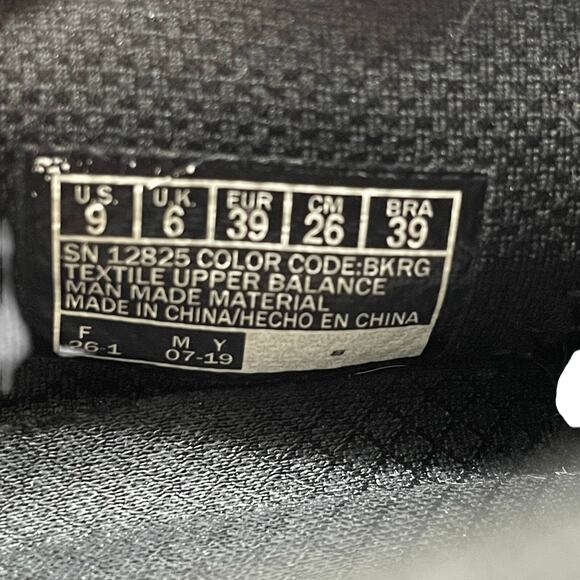 Skechers Relaxed Fit Empire D’Lux Spotted Sneaker Women’s Size 9 - Picture 7 of 10